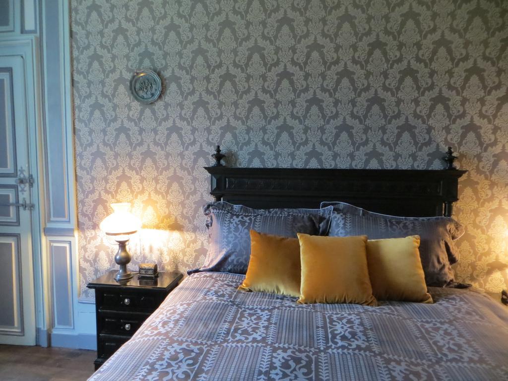 Bed and Breakfast Le Bailli De Montsaugeon Номер фото