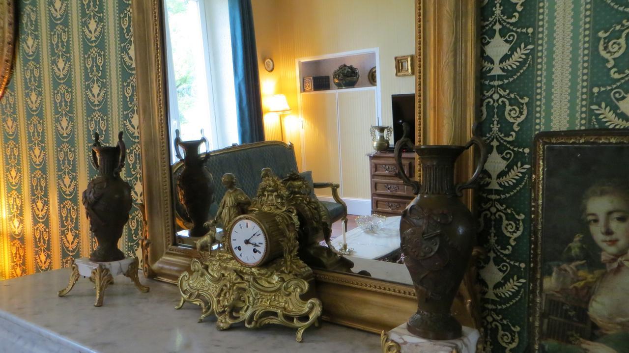 Bed and Breakfast Le Bailli De Montsaugeon Номер фото